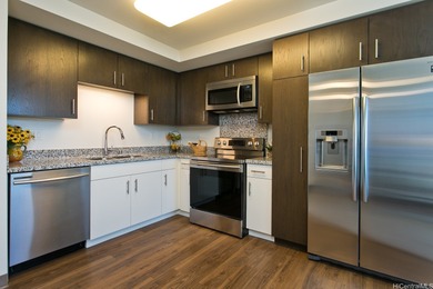 Beach Condo For Sale in Honolulu, Hawaii