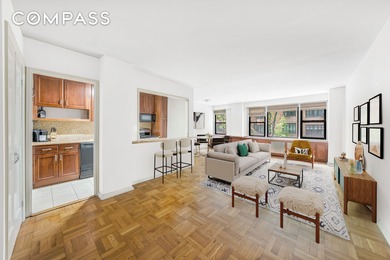 Beach Condo For Sale in New York, New York