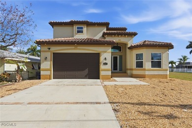 Beach Home For Sale in Fort Myers, Florida