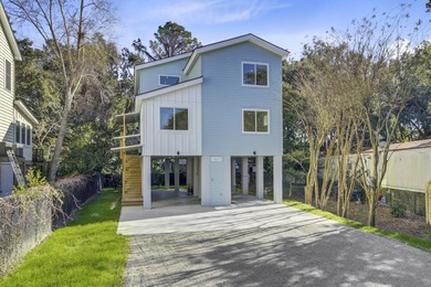 Beach Home For Sale in Charleston, South Carolina