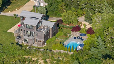 Beach Home Sale Pending in Edgartown, Massachusetts