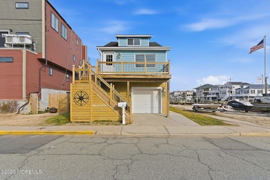 Beach Home For Sale in Highlands, New Jersey