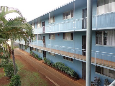 Beach Condo Active Under Contract in Waipahu, Hawaii