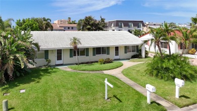 Beach Townhome/Townhouse For Sale in North Redington Beach, Florida