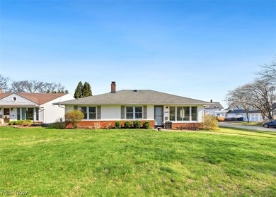 Beach Home Sale Pending in Bay Village, Ohio