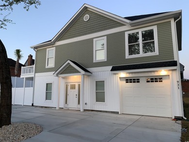 Beach Home For Sale in North Myrtle Beach, South Carolina