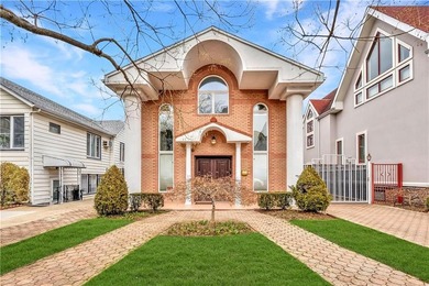Beach Townhome/Townhouse For Sale in Brooklyn, New York