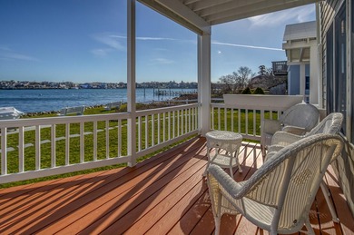 Beach Condo For Sale in Oak Bluffs, Massachusetts