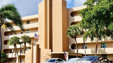 Beach Condo Sale Pending in Boca Raton, Florida
