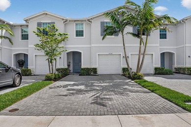 Beach Townhome/Townhouse For Sale in Lake Worth, Florida