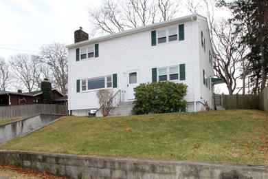 Beach Home For Sale in Buzzards Bay, Massachusetts