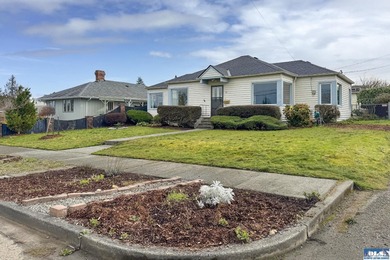 Beach Home Active Under Contract in Port Angeles, Washington