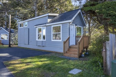 Beach Home For Sale in Depoe Bay, Oregon