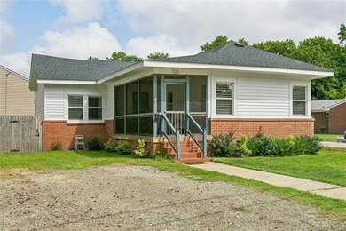 Beach Home For Sale in Hampton, Virginia