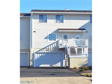 Condo For Sale in Hampton image photo picture
