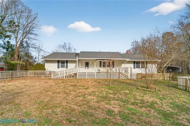 Beach Home For Sale in Gloucester, Virginia