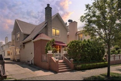 Beach Townhome/Townhouse For Sale in Brooklyn, New York