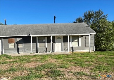 Home For Sale in Port Lavaca image photo picture