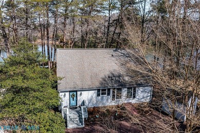 Beach Home Sale Pending in Reedville, Virginia
