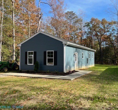 Beach Home For Sale in Gloucester, Virginia