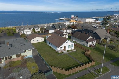 Beach Home Active Under Contract in Port Angeles, Washington