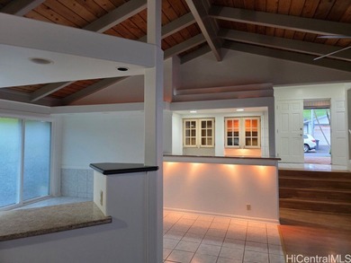 Beach Home For Sale in Kaneohe, Hawaii