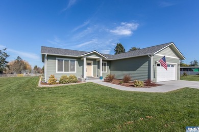 Beach Home Active Under Contract in Sequim, Washington