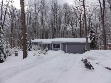 Beach Home Active Under Contract in Traverse City, Michigan