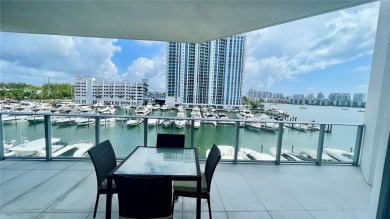 Beach Condo For Sale in North Miami Beach, Florida
