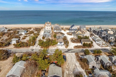 Beach Condo For Sale in East Sandwich, Massachusetts
