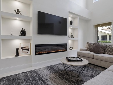 Beach Townhome/Townhouse For Sale in Port Saint Lucie, Florida