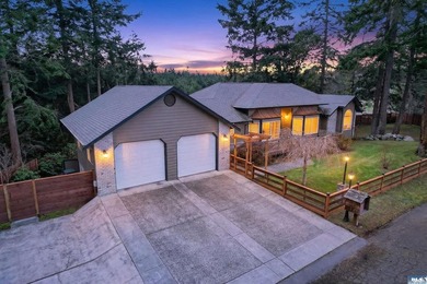 Beach Home For Sale in Sequim, Washington