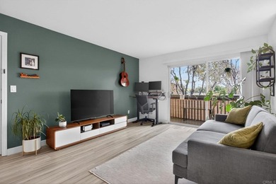 Beach Condo For Sale in Oceanside, California