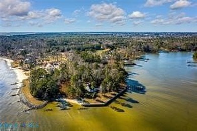 Beach Home For Sale in Reedville, Virginia