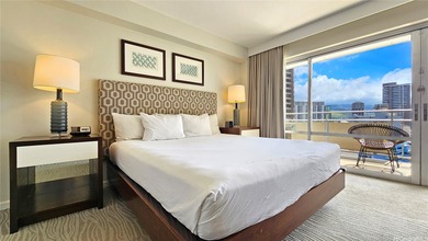 Beach Condo For Sale in Honolulu, Hawaii