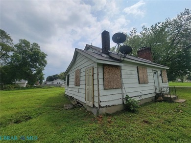 Beach Home For Sale in Montross, Virginia