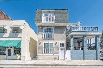 Beach Townhome/Townhouse For Sale in Atlantic City, New Jersey