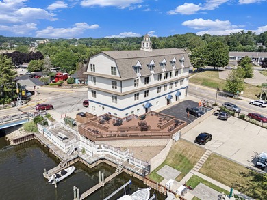 Beach Condo Sale Pending in South Haven, Michigan