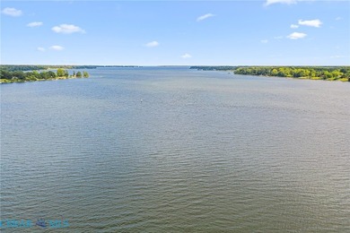 Beach Home For Sale in Hartfield, Virginia