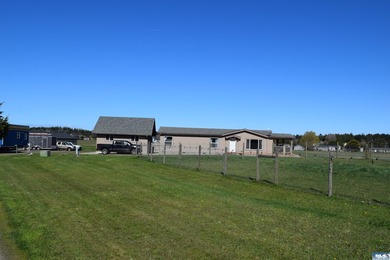 Beach Home For Sale in Sequim, Washington