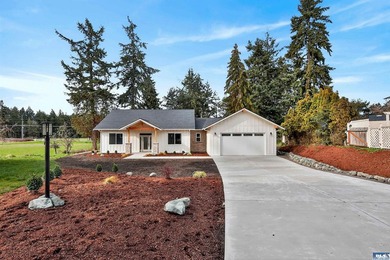 Beach Home For Sale in Sequim, Washington