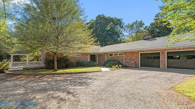 Beach Home For Sale in Kilmarnock, Virginia