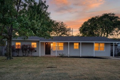 Beach Home For Sale in Fort Walton Beach, Florida