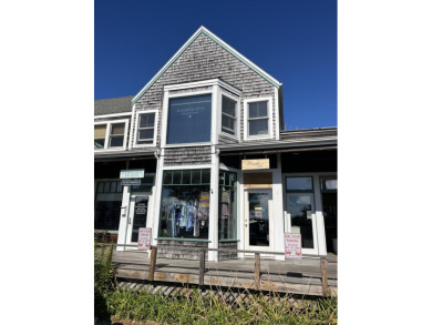 Beach Condo For Sale in Vineyard Haven, Massachusetts