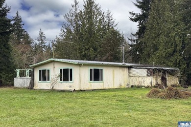Beach Home For Sale in Port Angeles, Washington