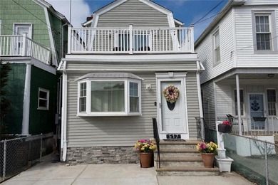 Beach Home For Sale in Rockaway Beach, New York