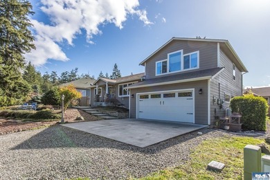 Beach Home For Sale in Sequim, Washington