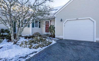 Beach Condo For Sale in Mashpee, Massachusetts
