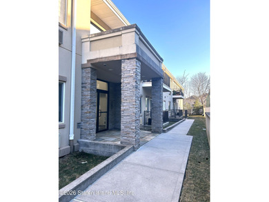 Beach Condo For Sale in Staten Island, New York