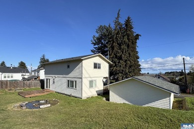 Beach Home For Sale in Port Angeles, Washington